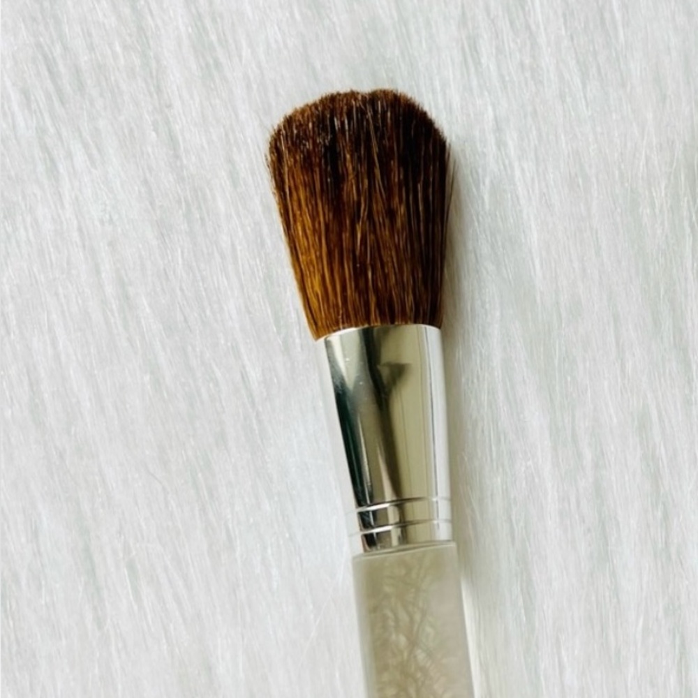 🆕 No Tag. Clinique Blush Brush. Seasonal Collection. No tag/box